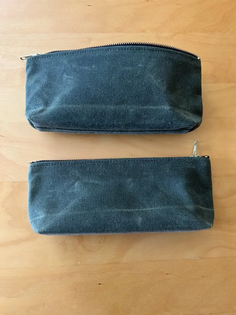 Peg & Awl Scholar Pencil Pouch - Moss and brown leather - Picture 5 of 10
